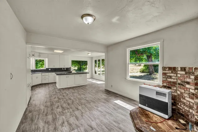 $1,340,000 | 22550 Shady Grove Road, Middletown, CA 95461