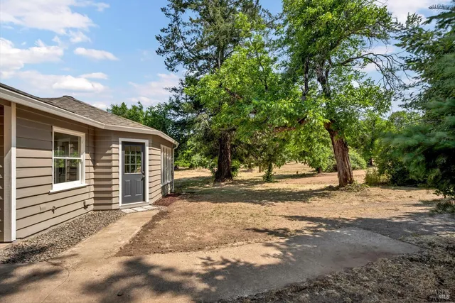 $1,340,000 | 22550 Shady Grove Road, Middletown, CA 95461