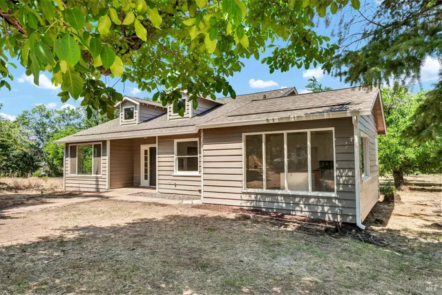 $1,340,000 | 22550 Shady Grove Road, Middletown, CA 95461