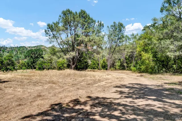 $1,340,000 | 22550 Shady Grove Road, Middletown, CA 95461