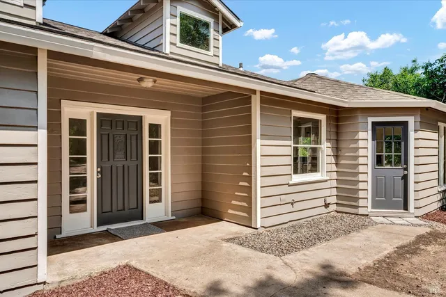 $1,340,000 | 22550 Shady Grove Road, Middletown, CA 95461