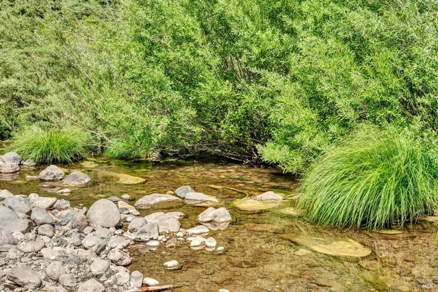 $1,340,000 | 22550 Shady Grove Road, Middletown, CA 95461