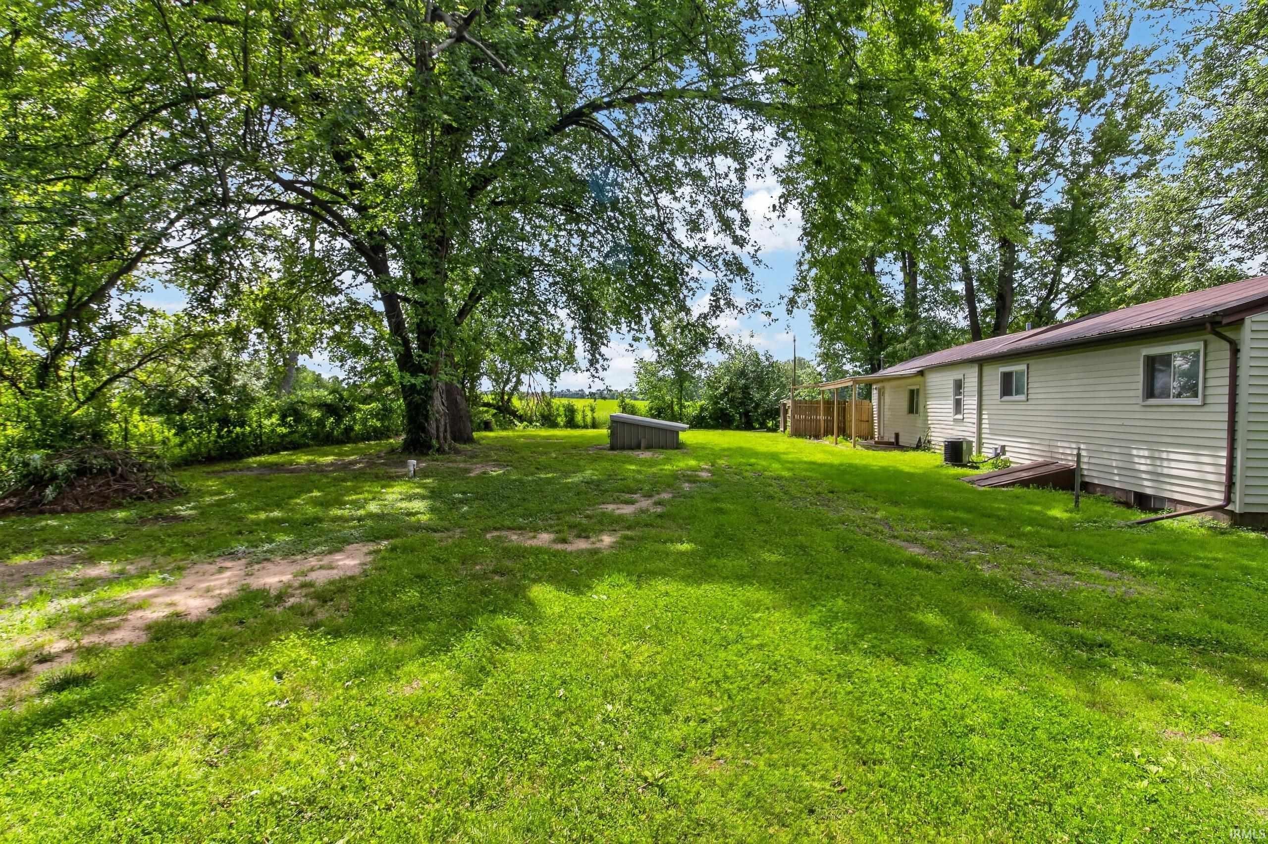 4632 Queen Road Plymouth, IN 46563 - Photo 6 of 35