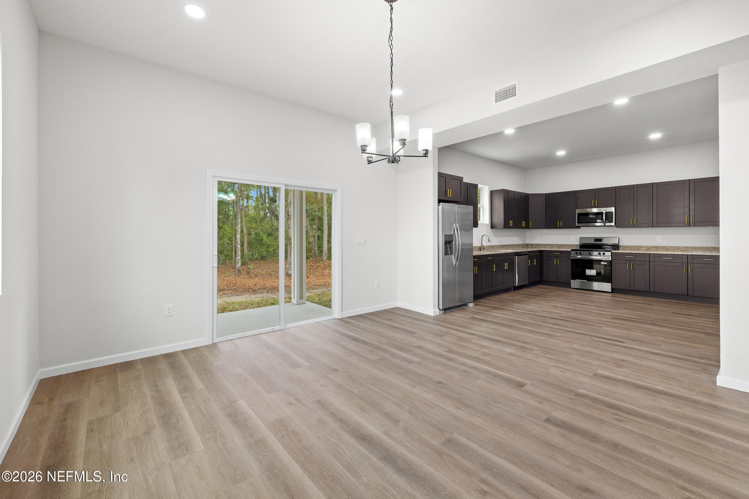 12486 Gate Road Jacksonville, FL 32226 - Photo 13 of 29 23 - interior