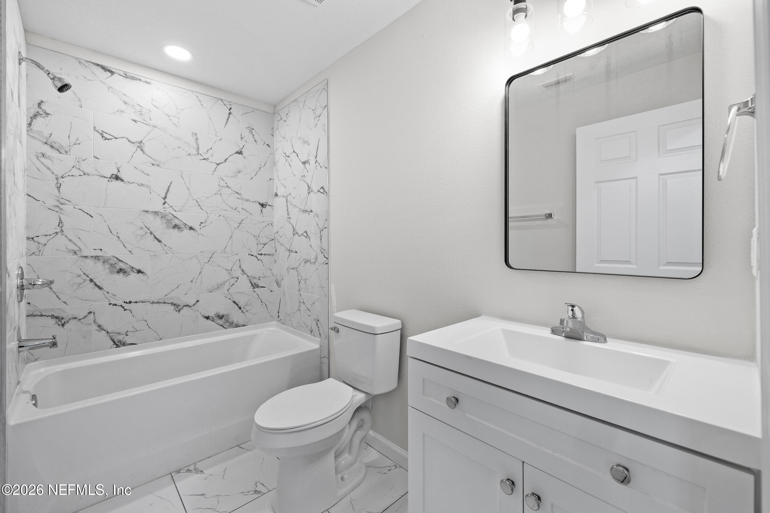 12486 Gate Road Jacksonville, FL 32226 - Photo 16 of 29 32 - interior