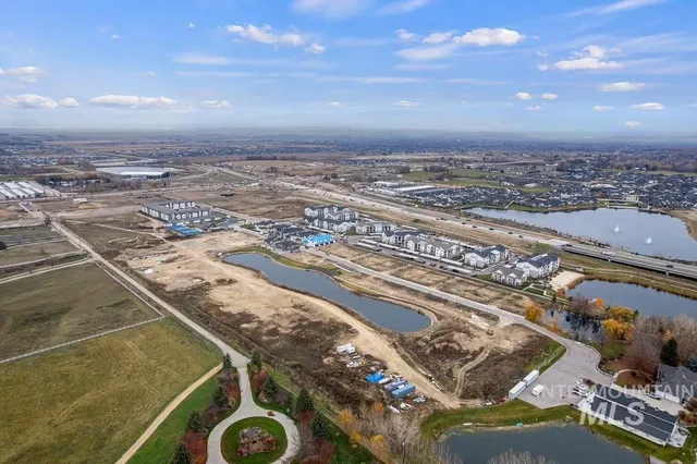 $449,880 | 744 South Calhoun Lane, Star, ID 83669