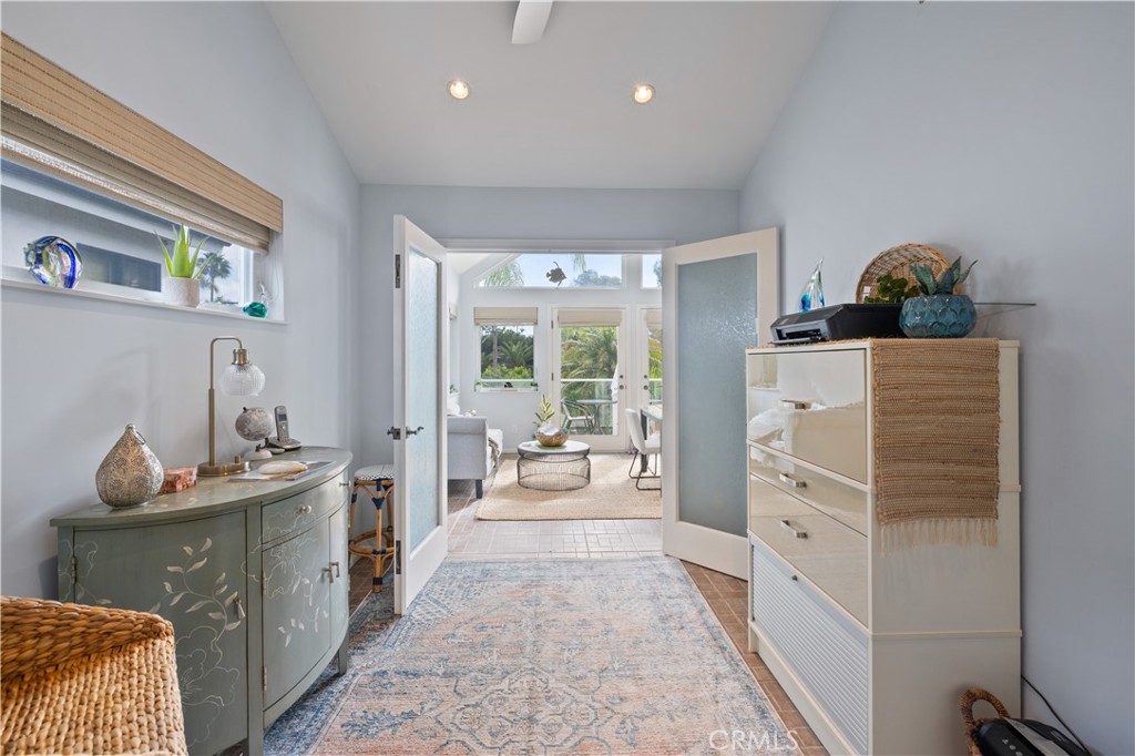 208 West Avenida De Los Lobos Marinos San Clemente, CA 92672 - Photo 12 of 33