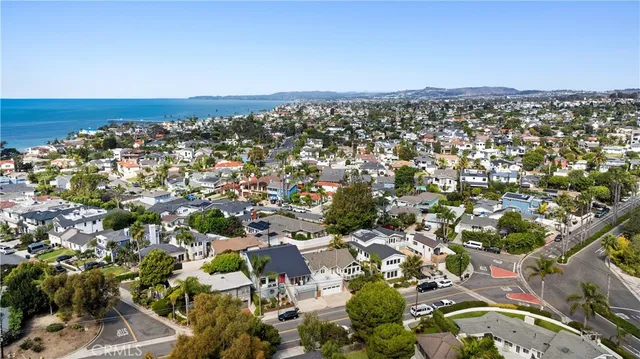 $6,500 | 208 West Avenida De Los Lobos Marinos, San Clemente, CA 92672