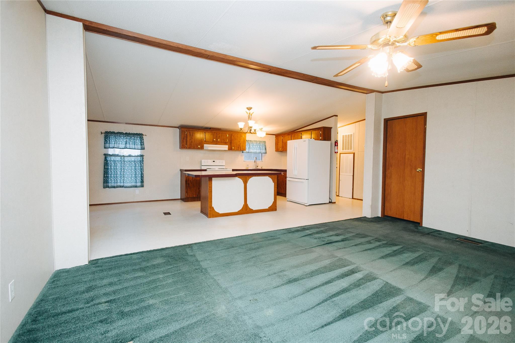 2506 Lytle Mountain Road Marion, NC 28752 - Photo 9 of 34