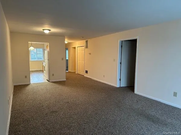 $2,350 | 5 Magnolia Lane, Warwick, NY 10990