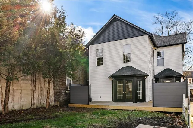 $498,000 | 322 East Main Street, Ligonier, PA 15658