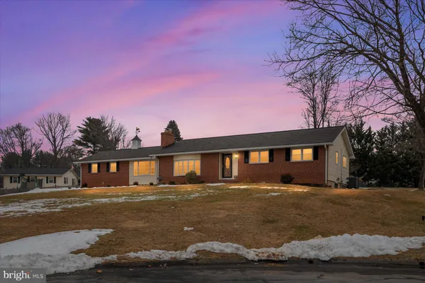$579,000 | 803 Karylou Circle, Kingsville, MD 21087