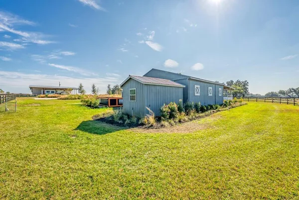 a sign that is on the side of the road