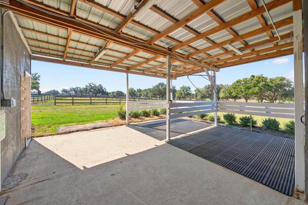 15305 Northwest 112th Place Road Morriston, FL 32668 - Photo 40 of 95