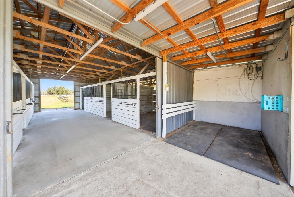 15305 Northwest 112th Place Road Morriston, FL 32668 - Photo 41 of 95