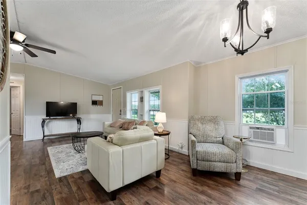 $2,550 | 15305 Northwest 112th Place Road, Morriston, FL 32668