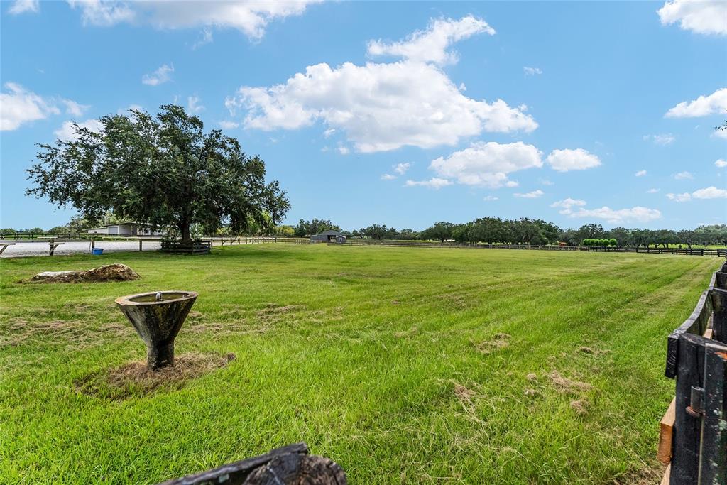 15305 Northwest 112th Place Road Morriston, FL 32668 - Photo 78 of 95
