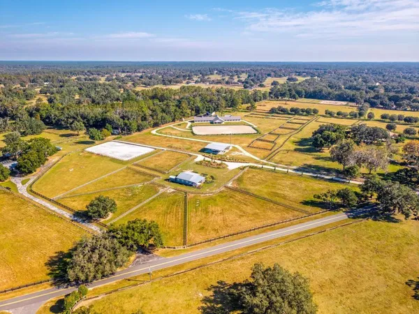 $2,550 | 15305 Northwest 112th Place Road, Morriston, FL 32668