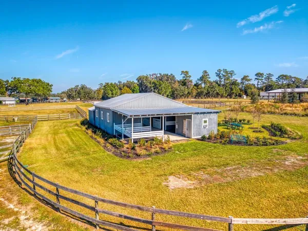 $2,550 | 15305 Northwest 112th Place Road, Morriston, FL 32668