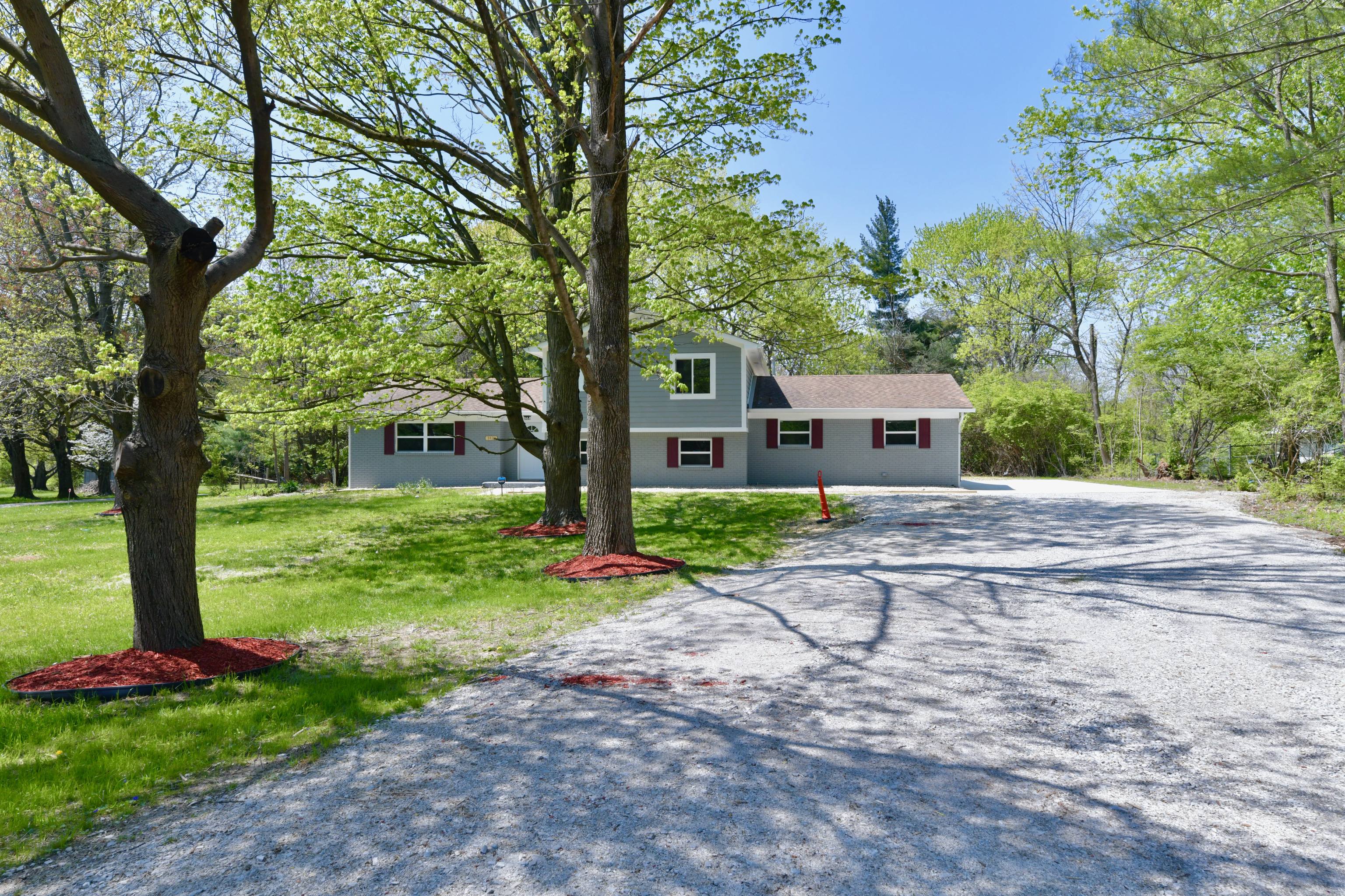 1426 South Hunter Road Indianapolis, IN 46239 - Photo 9 of 55 Gallery Image 9