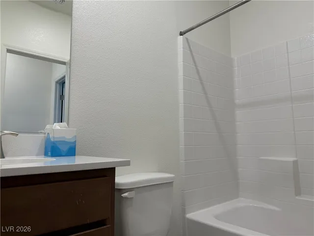 $2,400 | 3588 Mascali Avenue, Henderson, NV 89044