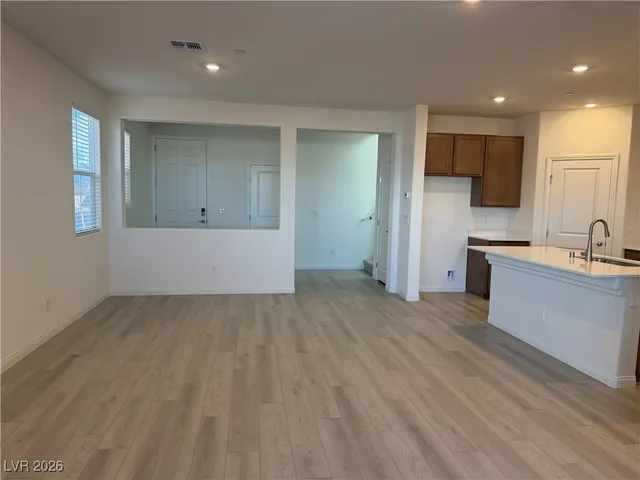 $2,400 | 3588 Mascali Avenue, Henderson, NV 89044