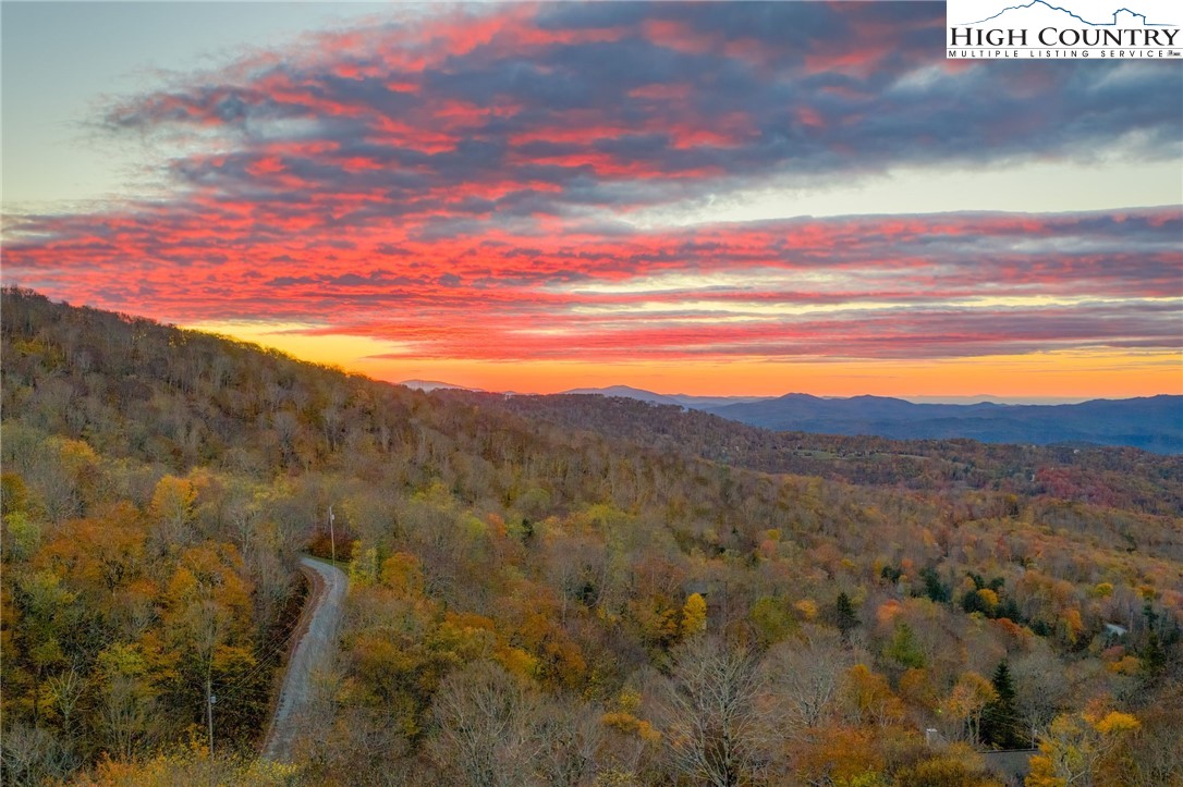 121 Spruce Hollow Road Beech Mountain, NC 28604 - Photo 9 of 50 a view of mountains