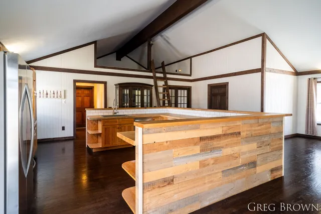 $259,900 | 6978 Whites Bridge Road, Belding, MI 48809