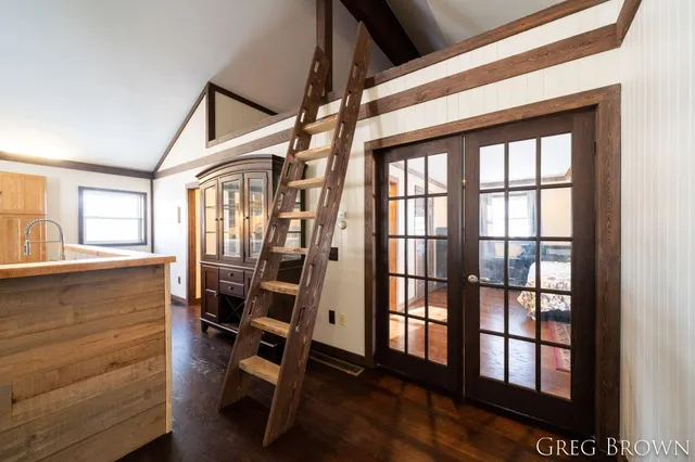 $259,900 | 6978 Whites Bridge Road, Belding, MI 48809