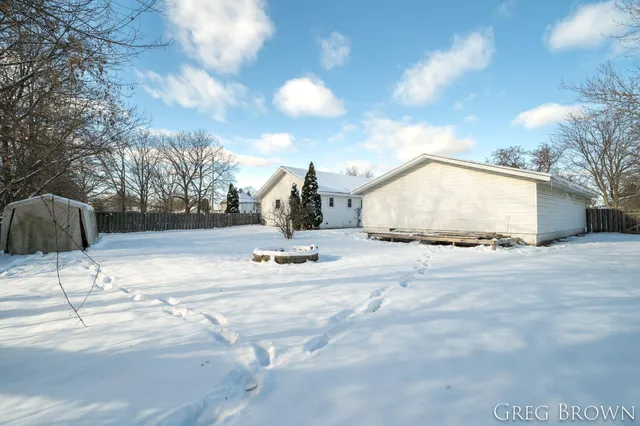 $259,900 | 6978 Whites Bridge Road, Belding, MI 48809