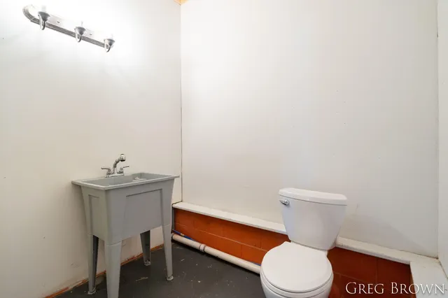 $259,900 | 6978 Whites Bridge Road, Belding, MI 48809