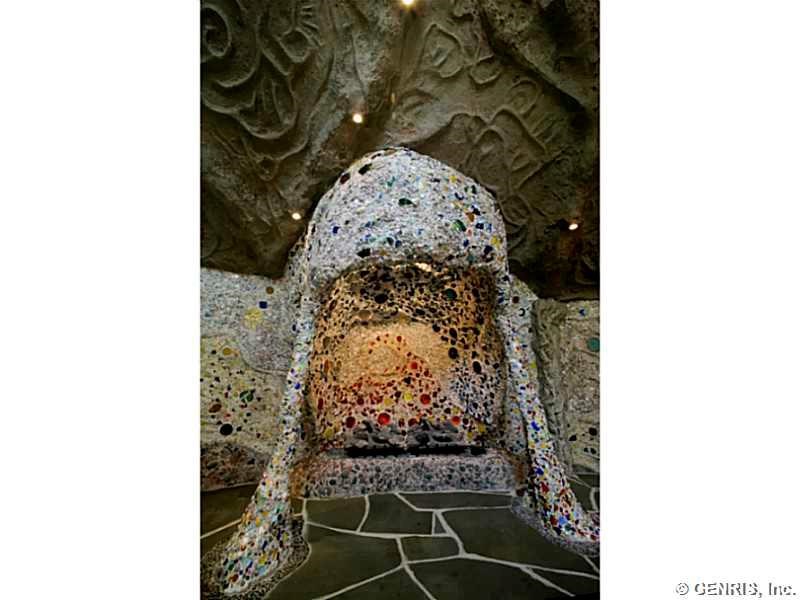 142 Park Road Perinton, NY 14534 - Photo 6 of 31