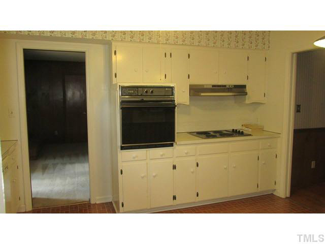 3512 Oates Drive Raleigh, NC 27604 - Photo 6 of 25
