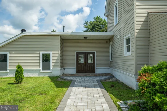 $460,000 | 7105 North Radcliffe Street, Bristol, PA 19007