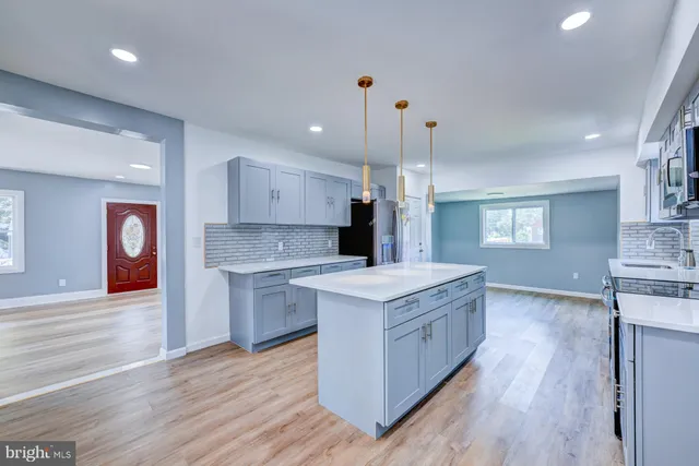 $460,000 | 7105 North Radcliffe Street, Bristol, PA 19007