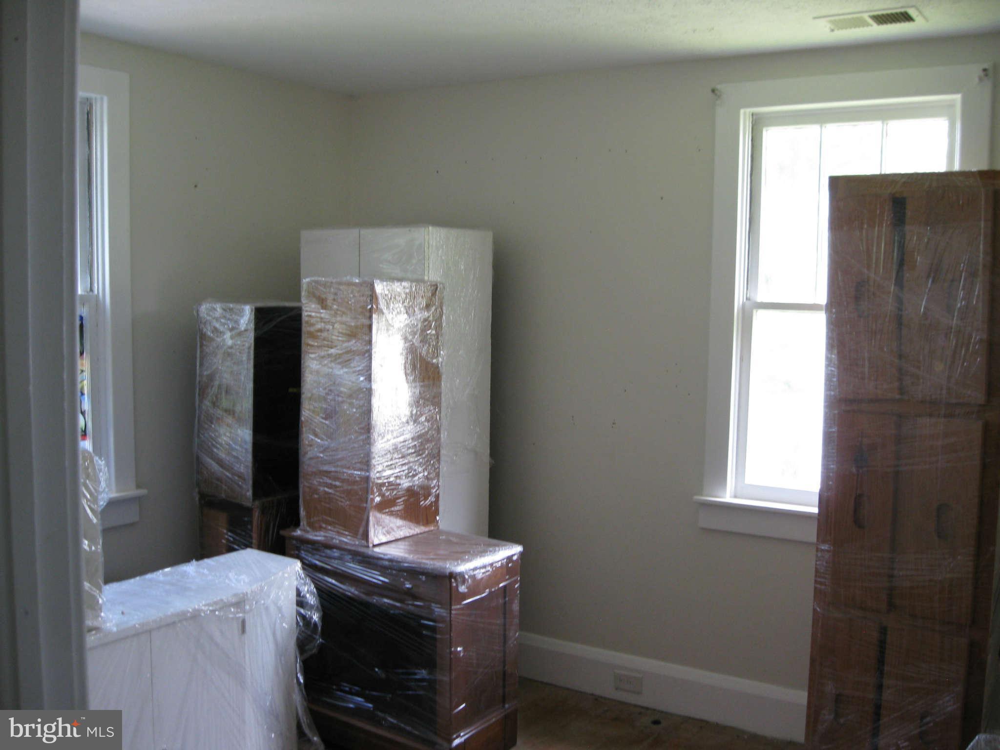 8712 Woodville Road Mount Airy, MD 21771 - Photo 4 of 10 Bedroom