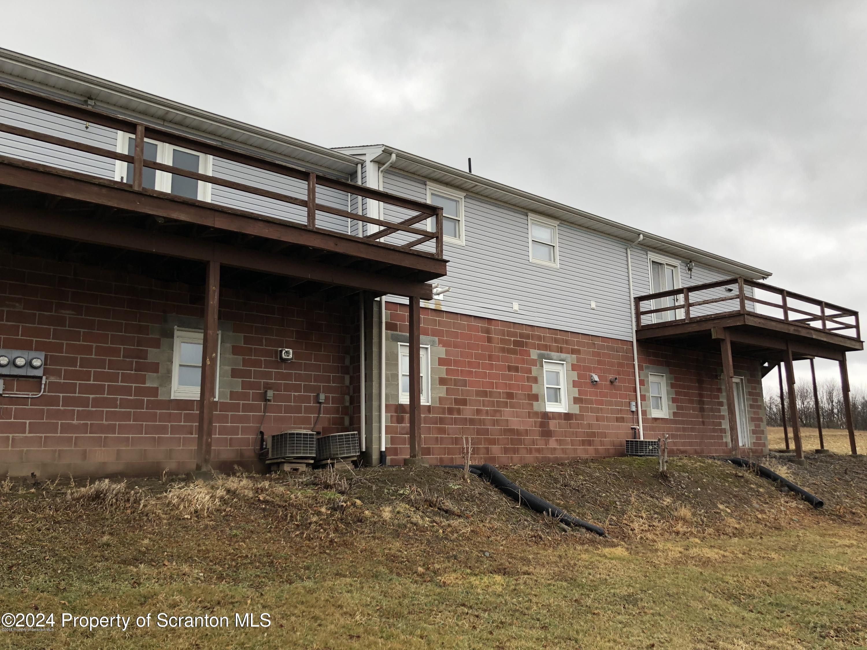 Red Oak Drive Clarks Summit, PA 18411 - Photo 5 of 7 a front view of a house