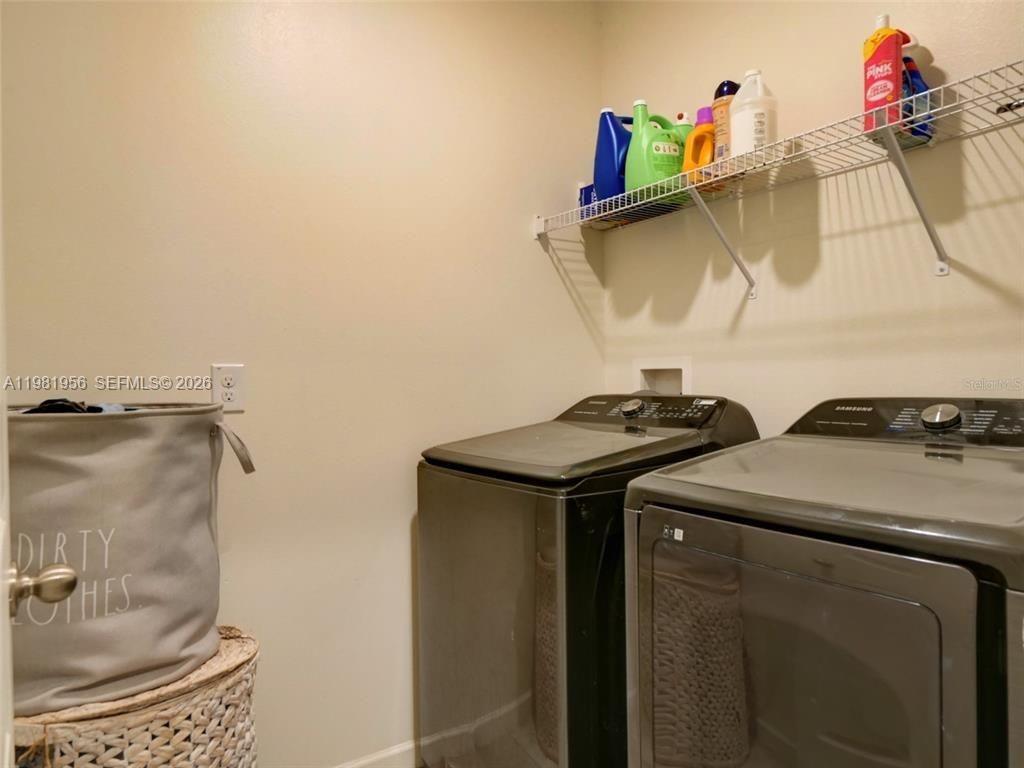 808 Old Country Rd S East Palm Bay, FL 32909 - Photo 23 of 27