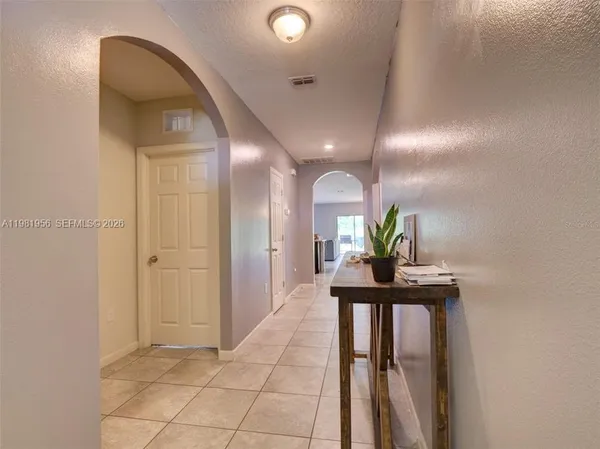 $2,000 | 808 Old Country Rd S East, Palm Bay, FL 32909