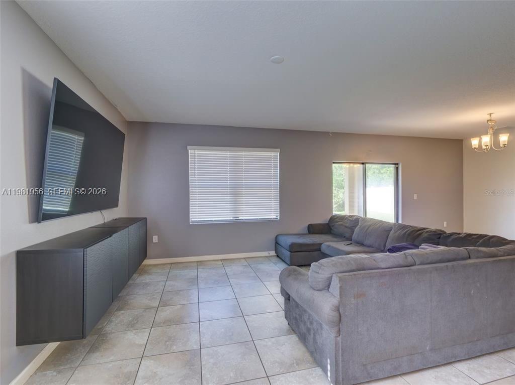 808 Old Country Rd S East Palm Bay, FL 32909 - Photo 9 of 27