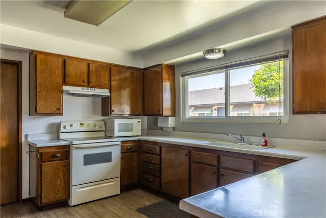 $425,000 | 9924 Cedar Street, Bellflower, CA 90706