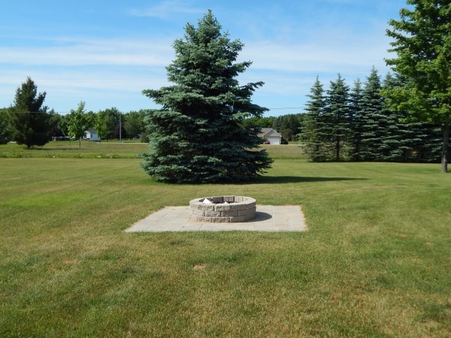8544 South 33 Road Cadillac, MI 49601 - Photo 14 of 45 1848362-13.JPG
