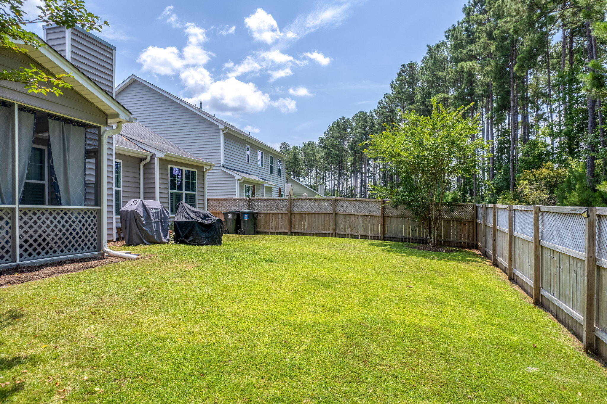 335 Spectrum Road Summerville, SC 29486 - Photo 27 of 35 335 Spectrum Road