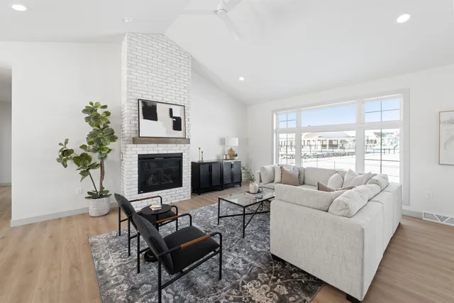 $990,000 | L138 Colton Sun Prairie, Sun Prairie, WI 53590