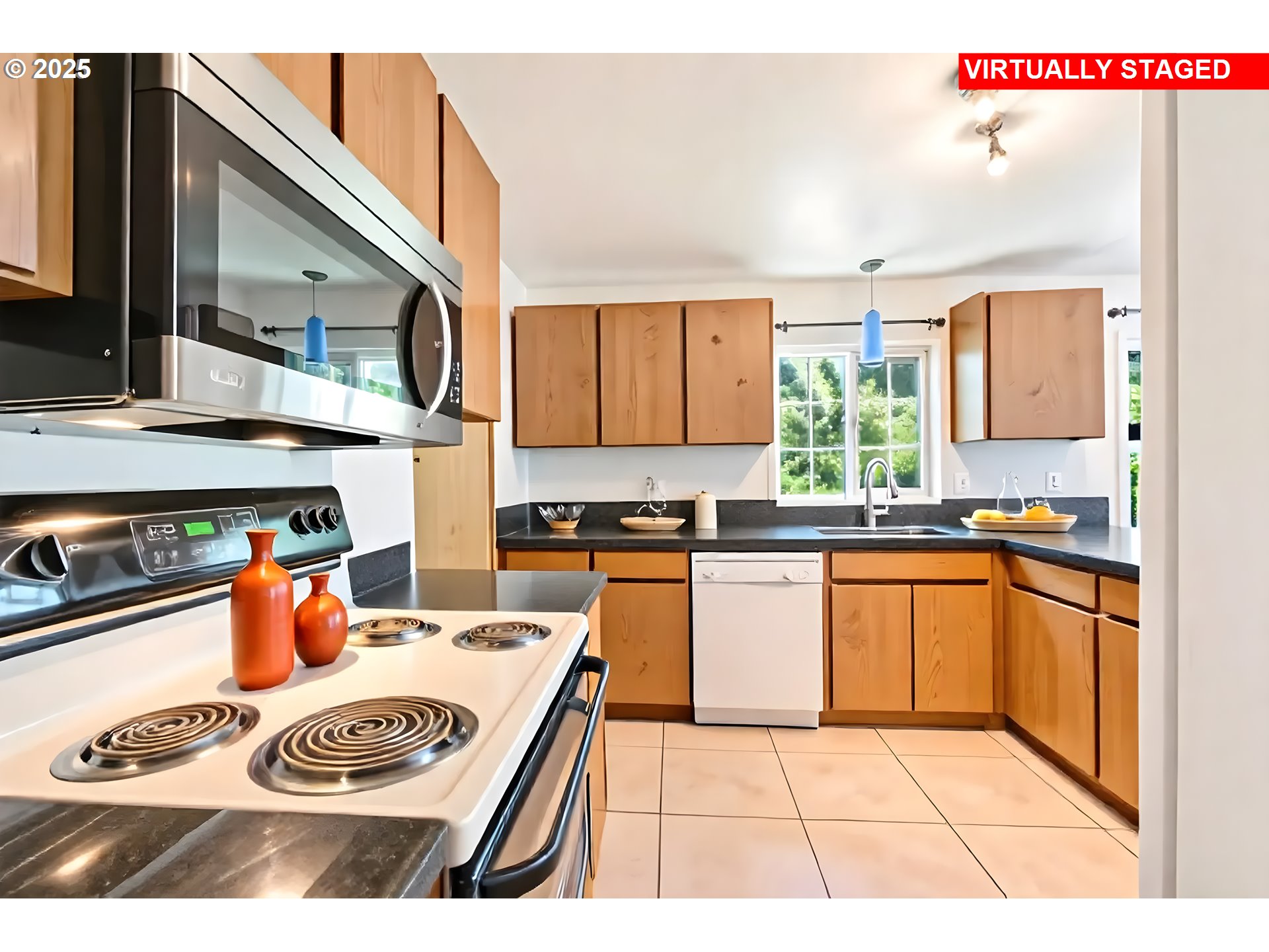 6838 North Columbia Boulevard Portland, OR 97203 - Photo 7 of 22