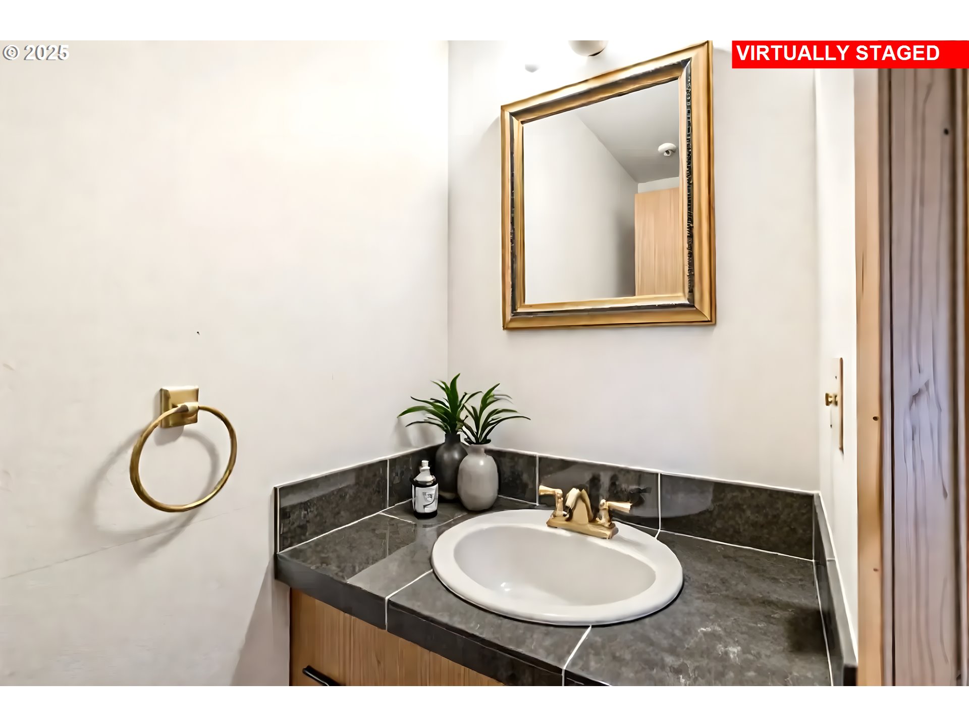 6838 North Columbia Boulevard Portland, OR 97203 - Photo 9 of 22