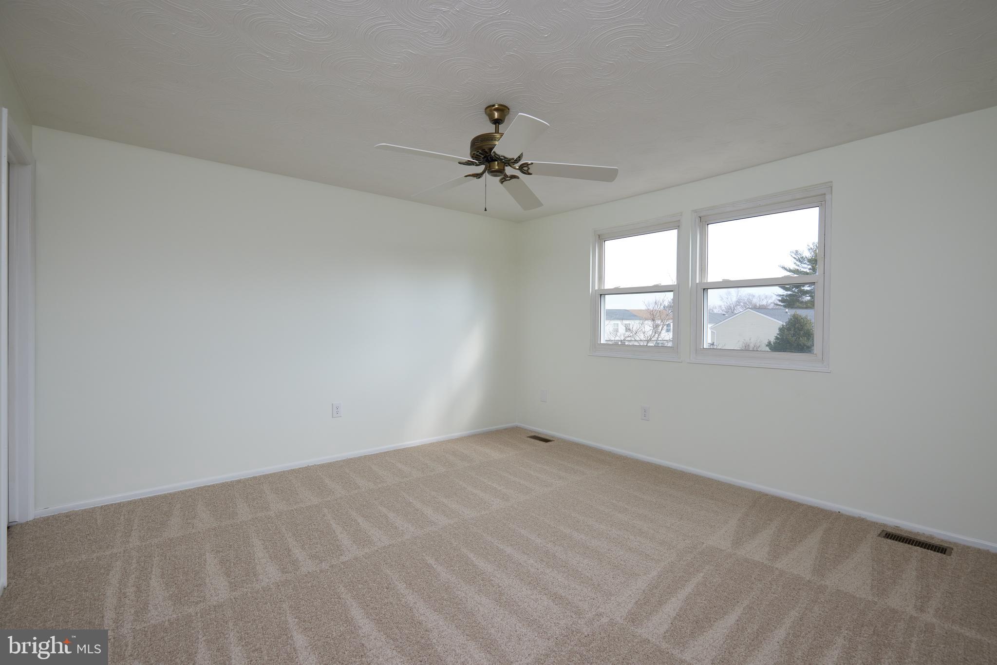 17502 Kohlhoss Road Poolesville, MD 20837 - Photo 11 of 26 Main Bedroom