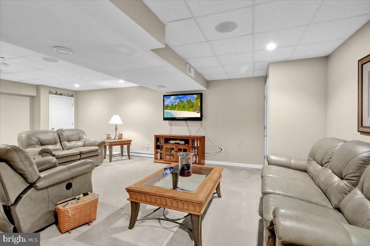 33 Michael Lane Denver, PA 17517 - Photo 21 of 24 Cozy, inviting space for relaxation and enterta...