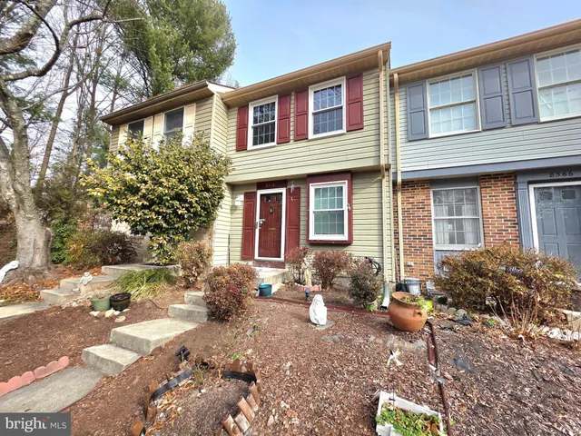 $2,200 | 8568 Koluder Court, Lorton, VA 22079