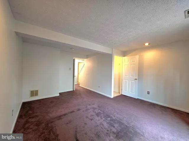 $2,200 | 8568 Koluder Court, Lorton, VA 22079